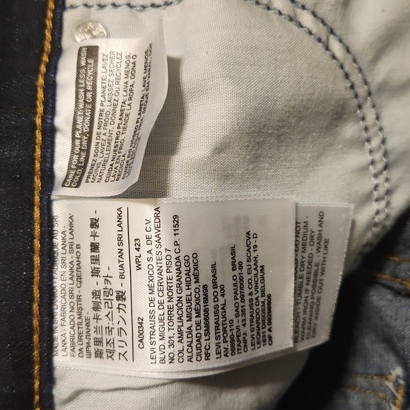 Levi's Bermuda Shorts, like new, size 27 - Picture 3 of 9
